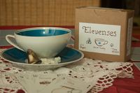 1870957 Elevenses