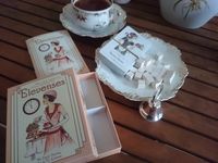 2093490 Elevenses