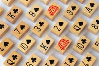 5534002 Pyramid Poker