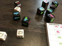 3586354 Space Invaders Dice!