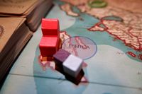 5308323 Philosophia: Dare to be Wise