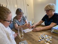 6160725 Telestrations: Upside Drawn