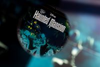 6486204 Disney: The Haunted Mansion – Call of the Spirits Game