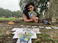 5783532 Enchanted Plumes