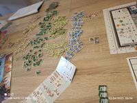 7327854 Small City - Deluxe Edition